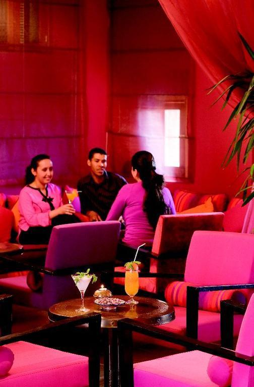 Mercure Варзазат Екстериор снимка